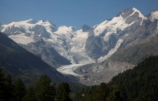 СМИ: альпийские ледники быстро исчезают из-за жары и недостаточного количества осадков