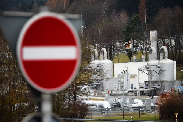 Bloomberg: у Германии есть три месяца для предотвращения катастрофы из-за нехватки газа 