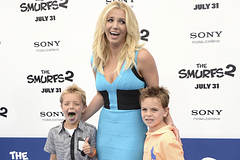 Экс-супруг Бритни Спирс опубликовал видео ссор певицы с сыновьями