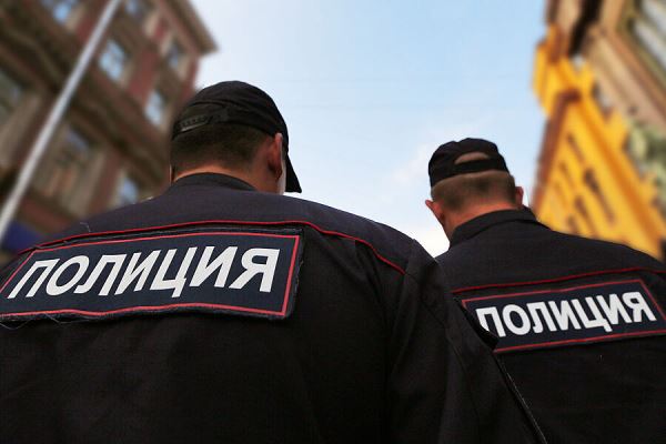 В Москве задержали полицейского при попытке получить взятку в размере 10 млн рублей