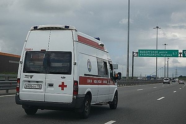 В российском городе в подъезде убили врача