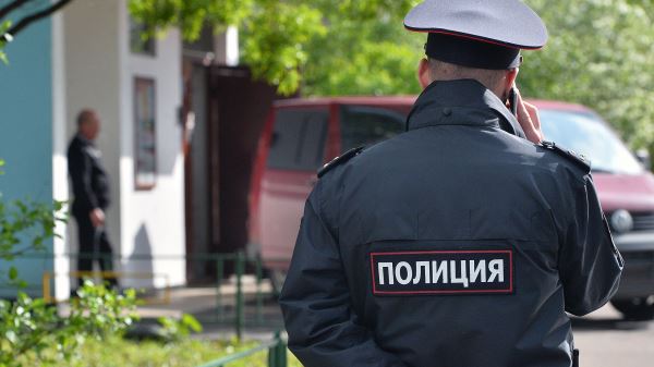 В Ростове-на-Дону мужчина устроил стрельбу из окна многоэтажки
