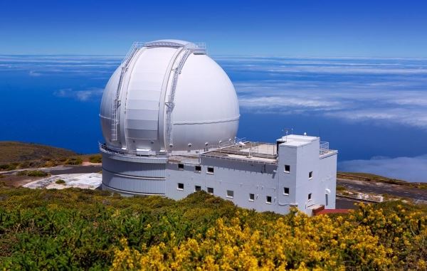Модернизированный телескоп на Канарах сможет исследовать 5 млн звезд менее чем за год